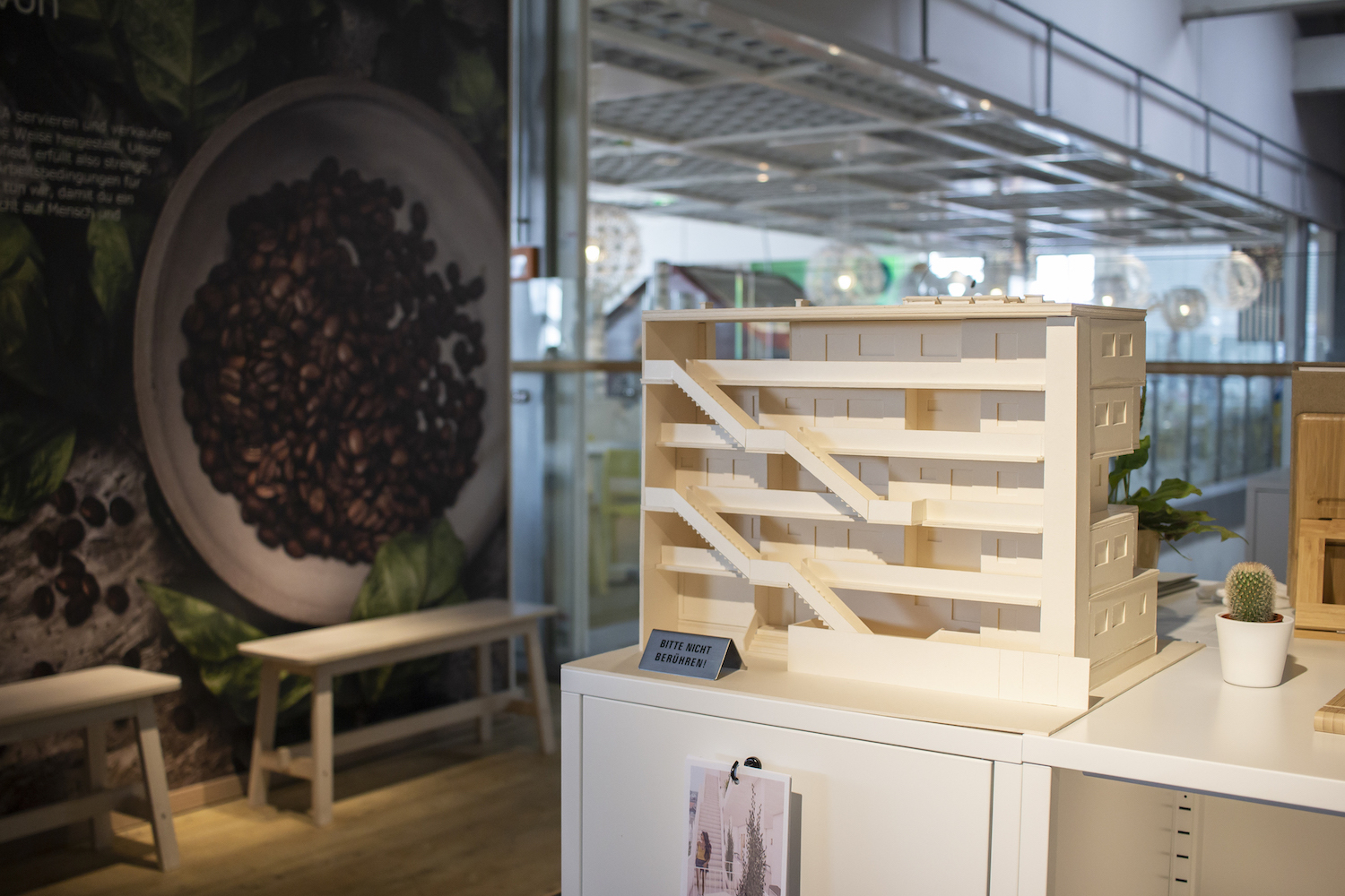Ikea meets ecosign – Ausstellung